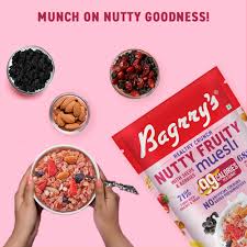 BAGRRYS CHRUNCY NUY FRUITY MUESLI 425G - SuperMarcheStore