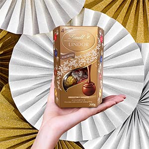 LINDT LINDOR SMOOTH MILK CHOCOLATE 200G