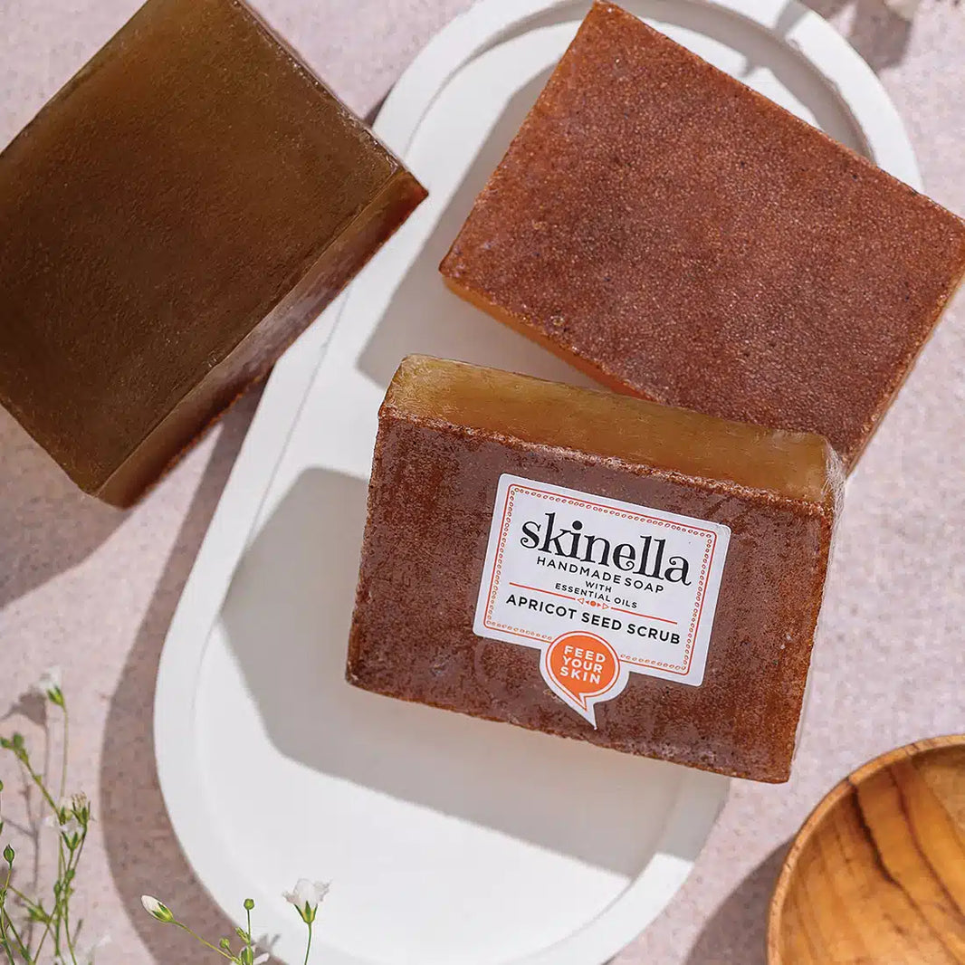 SKINELLA HANDMADE SOAP APRICOT SEED SCRUB 100G