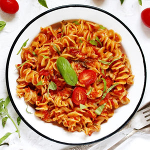YU CREAMY TOMATO FUSILLI PASTA 55G - SuperMarcheStore